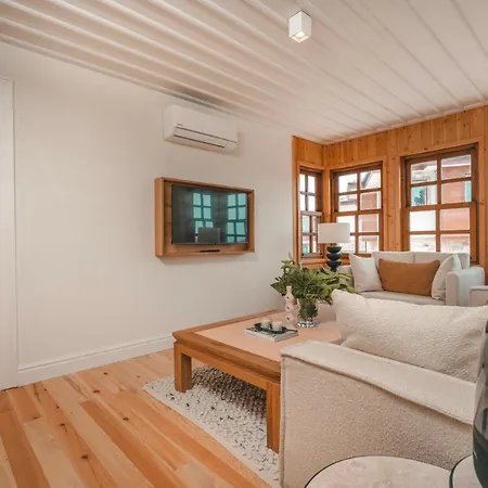 호텔 6 By Zula 시데