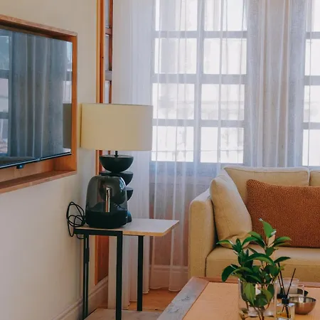 6 By Azumare Hotel