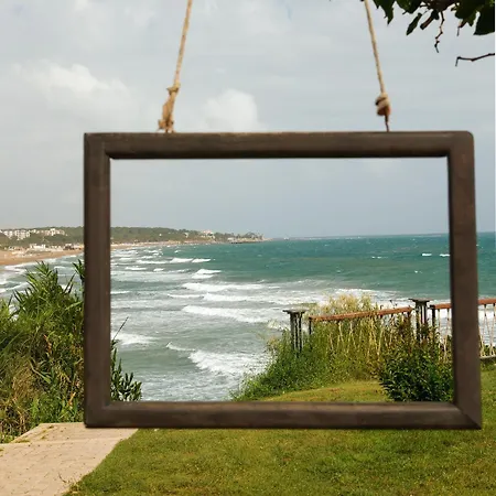 6 By Zula Hotel Sidé
