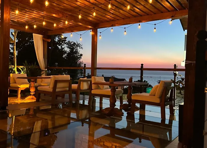 6 By Zula ホテル シダ