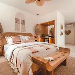 Hotel 6 By Zula